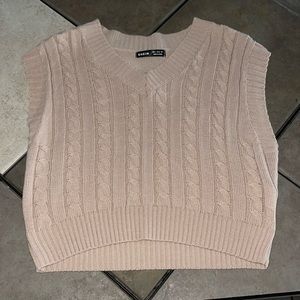 Brand new Shein sweater vest. Never worn before, fit me big.